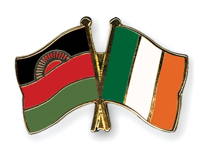 Fahnen Pins Malawi Irland