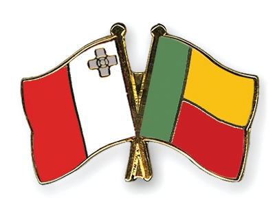 Fahnen Pins Malta Benin