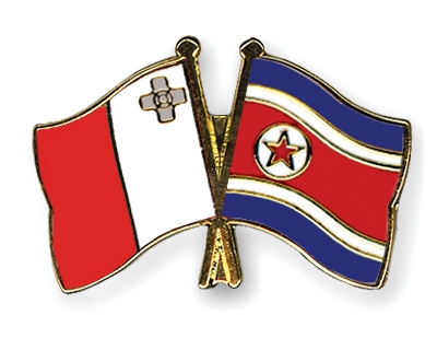 Fahnen Pins Malta Nordkorea