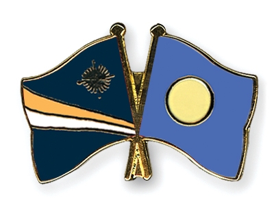 Fahnen Pins Marshallinseln Palau