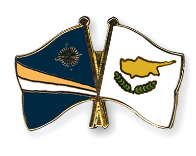 Fahnen Pins Marshallinseln Zypern