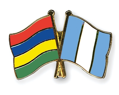 Fahnen Pins Mauritius Guatemala