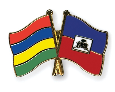 Fahnen Pins Mauritius Haiti