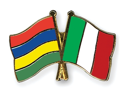 Fahnen Pins Mauritius Italien