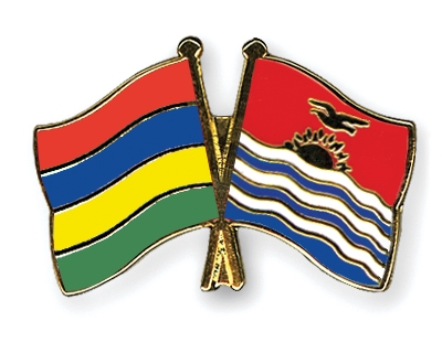 Fahnen Pins Mauritius Kiribati