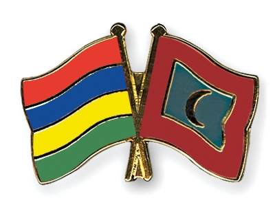 Fahnen Pins Mauritius Malediven