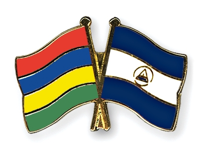 Fahnen Pins Mauritius Nicaragua