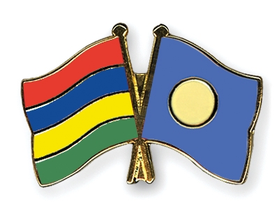 Fahnen Pins Mauritius Palau