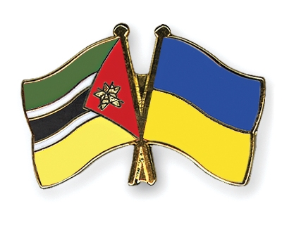 Fahnen Pins Mosambik Ukraine