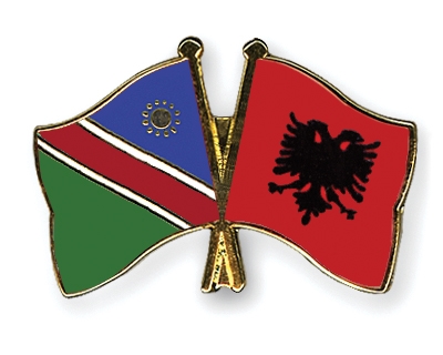 Fahnen Pins Namibia Albanien