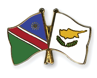 Fahnen Pins Namibia Zypern