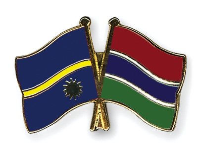 Fahnen Pins Nauru Gambia