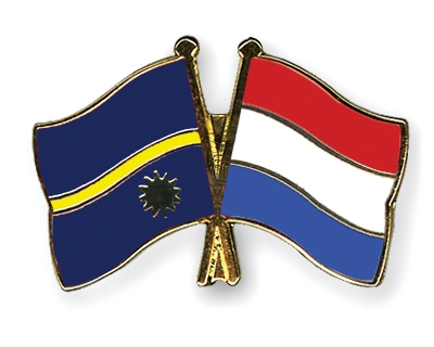 Fahnen Pins Nauru Niederlande