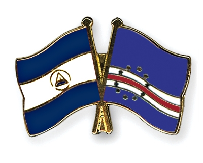 Fahnen Pins Nicaragua Kap-Verde