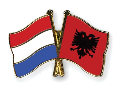 Fahnen Pins Niederlande Albanien
