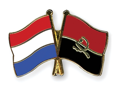 Fahnen Pins Niederlande Angola