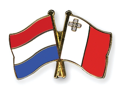 Fahnen Pins Niederlande Malta