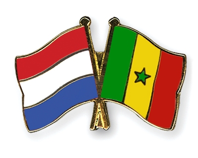 Fahnen Pins Niederlande Senegal