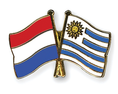 Fahnen Pins Niederlande Uruguay