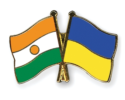 Fahnen Pins Niger Ukraine