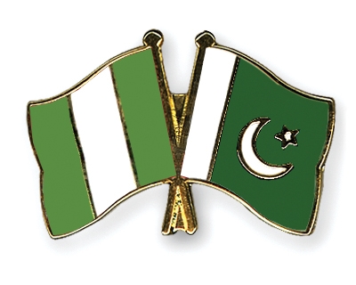Fahnen Pins Nigeria Pakistan