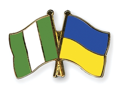 Fahnen Pins Nigeria Ukraine