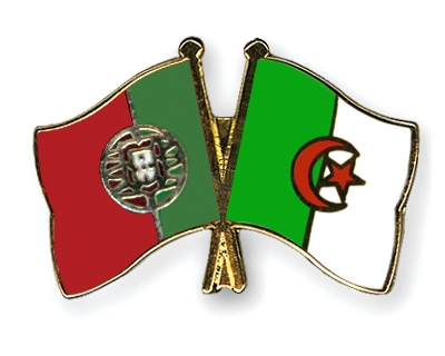 Fahnen Pins Portugal Algerien