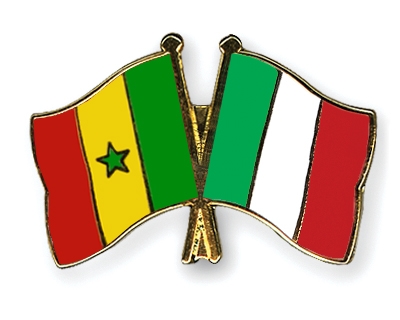 Fahnen Pins Senegal Italien