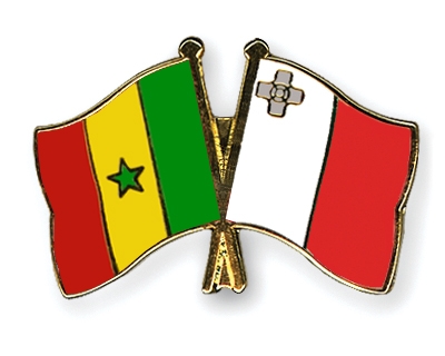 Fahnen Pins Senegal Malta