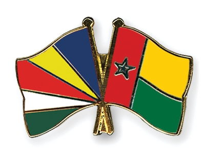 Fahnen Pins Seychellen Guinea-Bissau