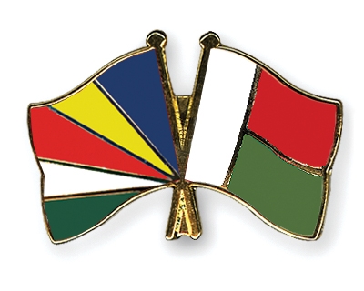 Fahnen Pins Seychellen Madagaskar