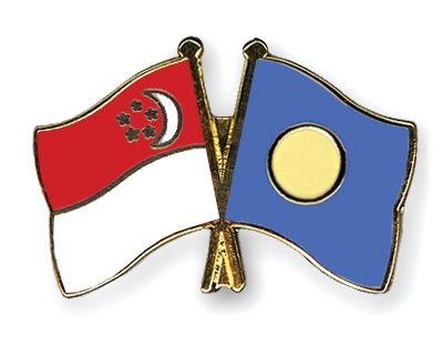 Fahnen Pins Singapur Palau