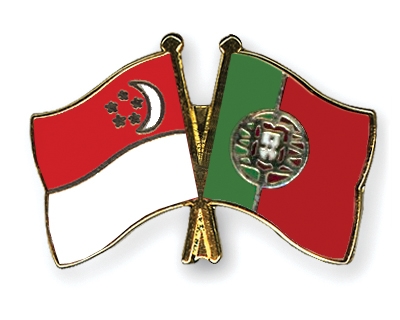 Fahnen Pins Singapur Portugal