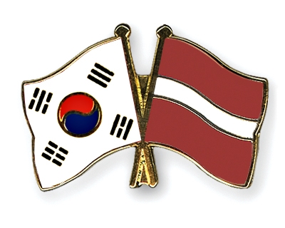 Fahnen Pins Sdkorea Lettland