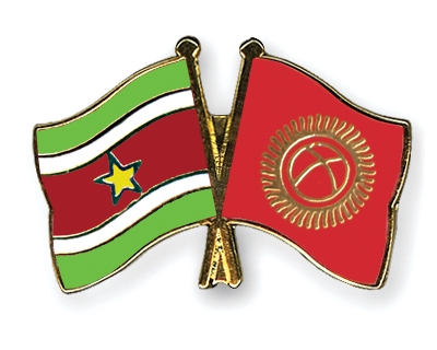 Fahnen Pins Surinam Kirgisistan