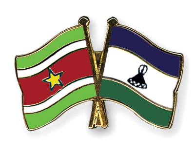 Fahnen Pins Surinam Lesotho