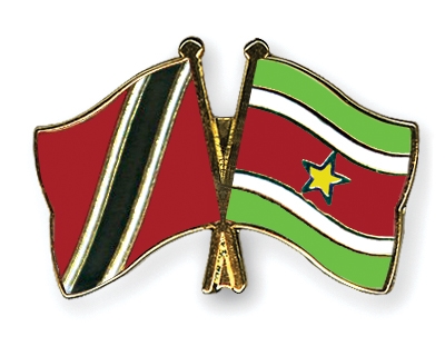 Fahnen Pins Trinidad-und-Tobago Surinam