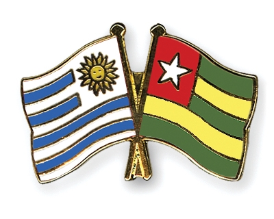 Fahnen Pins Uruguay Togo