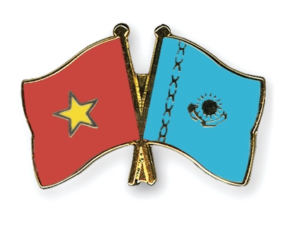 Fahnen Pins Vietnam Kasachstan