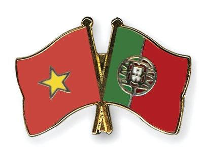 Fahnen Pins Vietnam Portugal