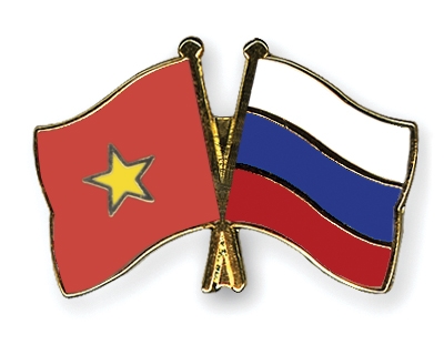 Fahnen Pins Vietnam Russland