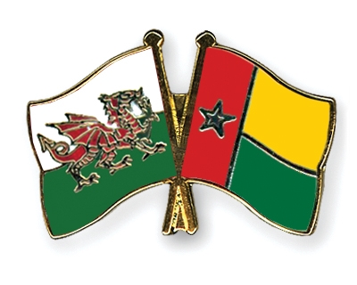 Fahnen Pins Wales Guinea-Bissau