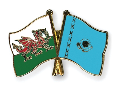 Fahnen Pins Wales Kasachstan