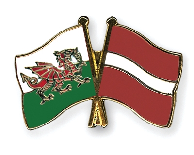 Fahnen Pins Wales Lettland