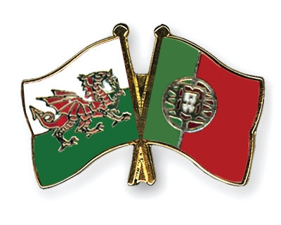Fahnen Pins Wales Portugal