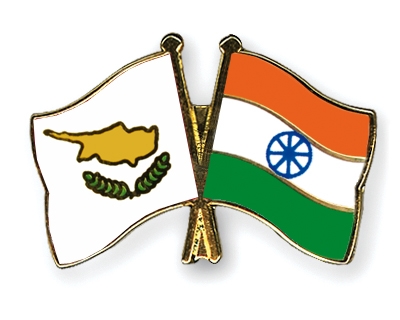 Fahnen Pins Zypern Indien