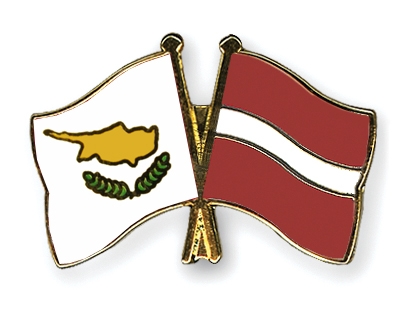 Fahnen Pins Zypern Lettland