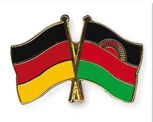 Crossed Flag Pins: Germany-Malawi