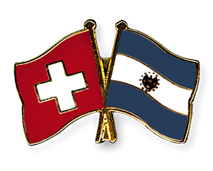 Crossed Flag Pins: Switzerland-El Salvador