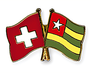 Crossed Flag Pins: Switzerland-Togo